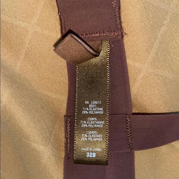 Skims naked plunge bra size 32B - Picture 3 of 4